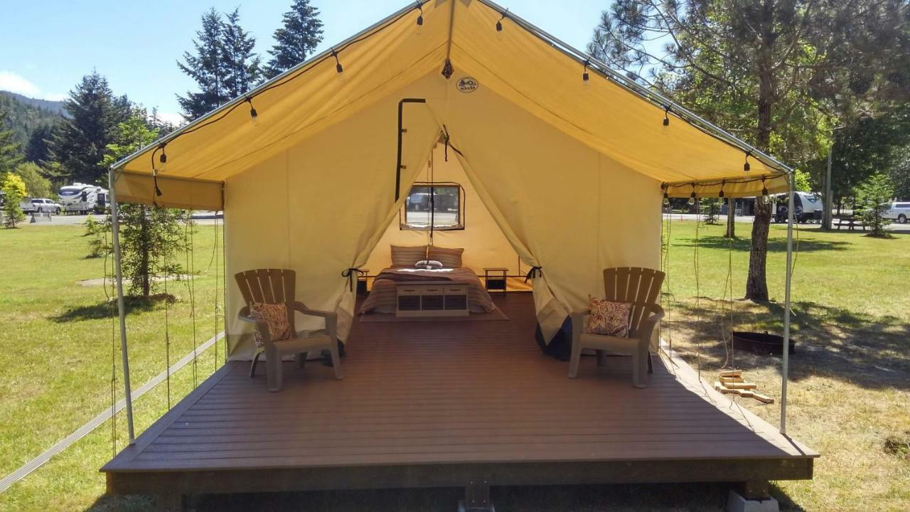 Redwood Meadows Rv Resort Crescent City Bagian luar foto